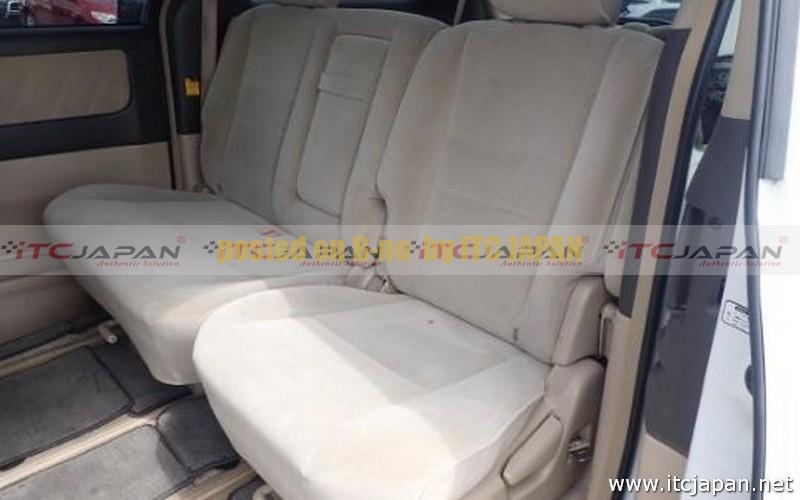 Toyota Alphard 2008
