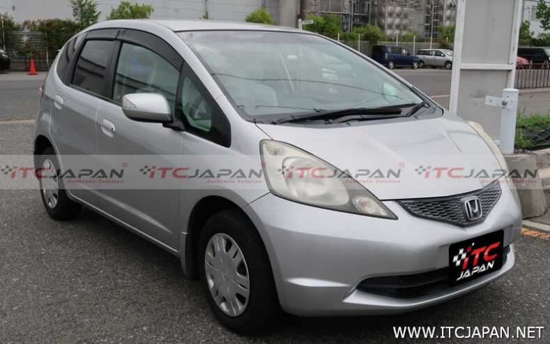 HONDA FIT (2010)