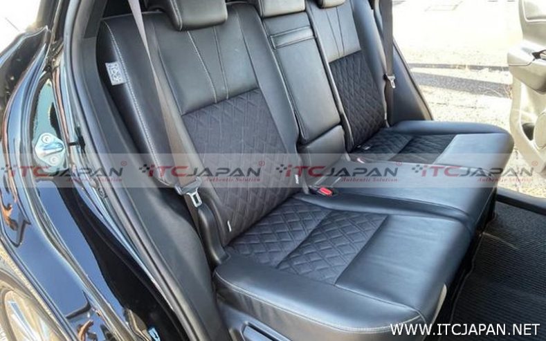 Toyota Harrier 2018