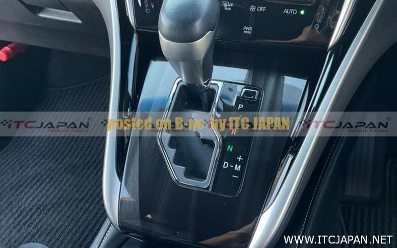 Toyota Harrier 2018